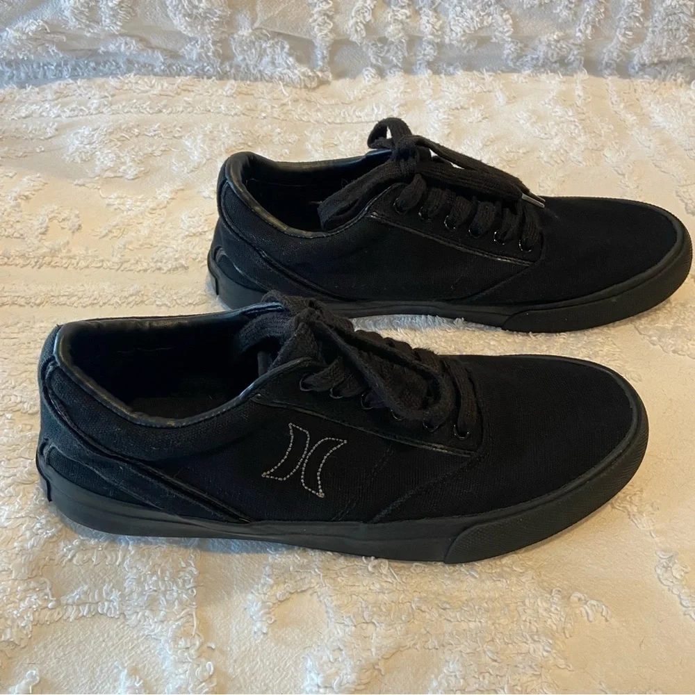 HURLEY ARLO Unisex Canvas Sneakers Black Sz9M Skater Grunge Punk Goth Streetwear